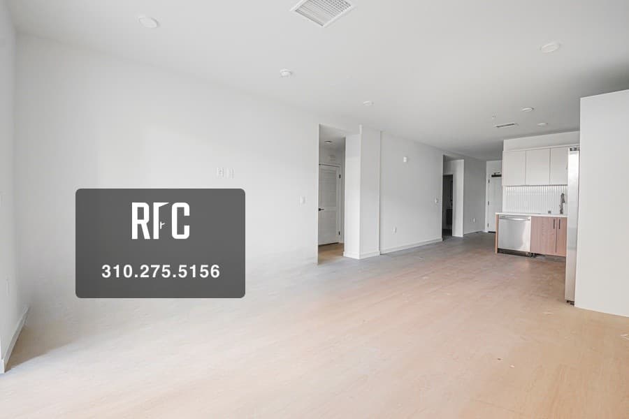 Unit 102 thumbnail 3