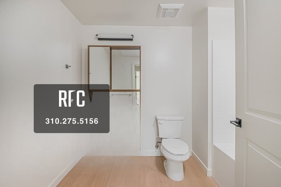 Unit 104 thumbnail 9