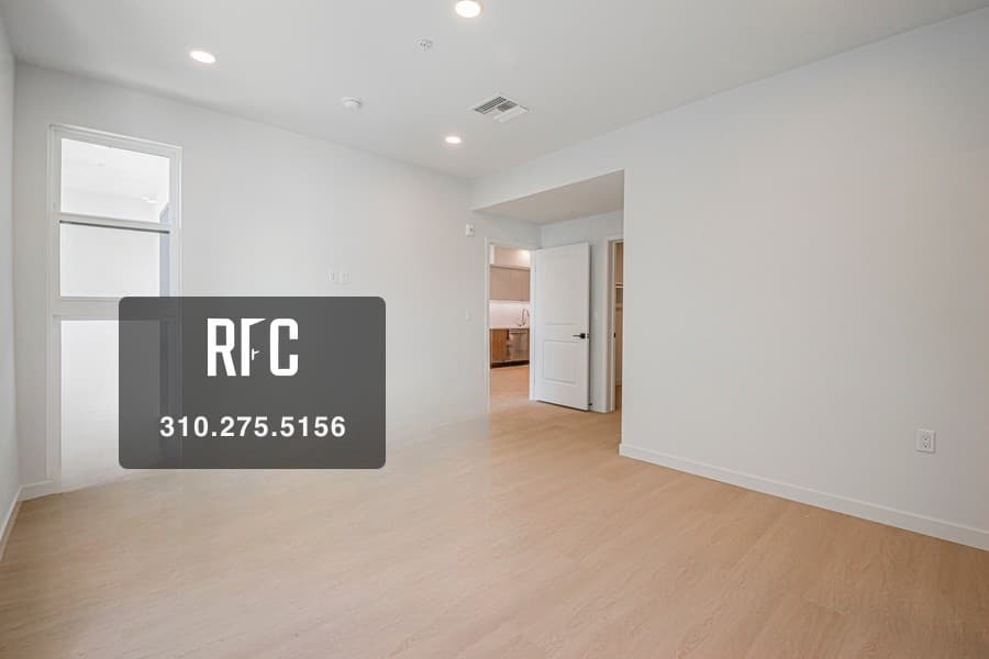 Unit 207 thumbnail 14