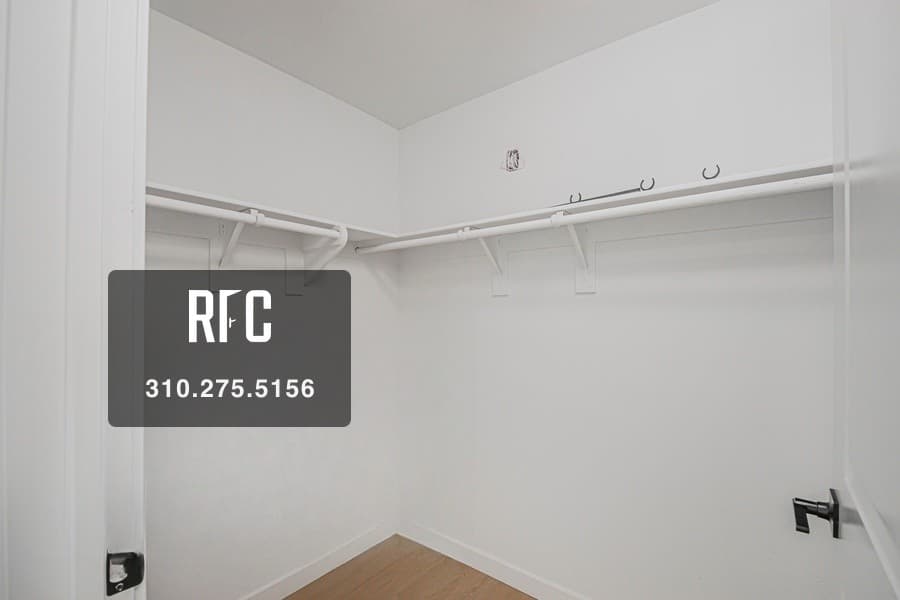 Unit 213 thumbnail 10