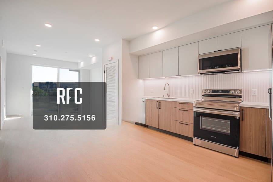 Unit 411 thumbnail 4