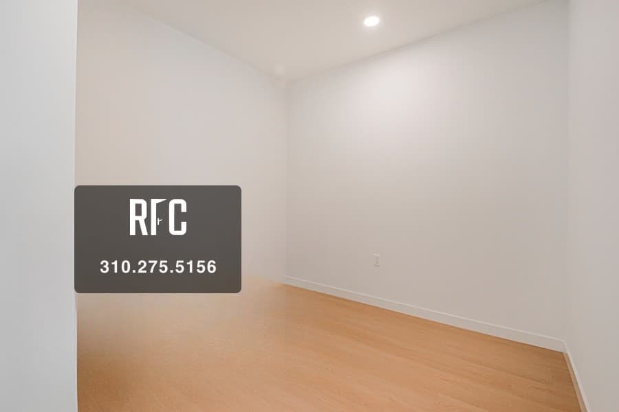 Unit 411 thumbnail 11