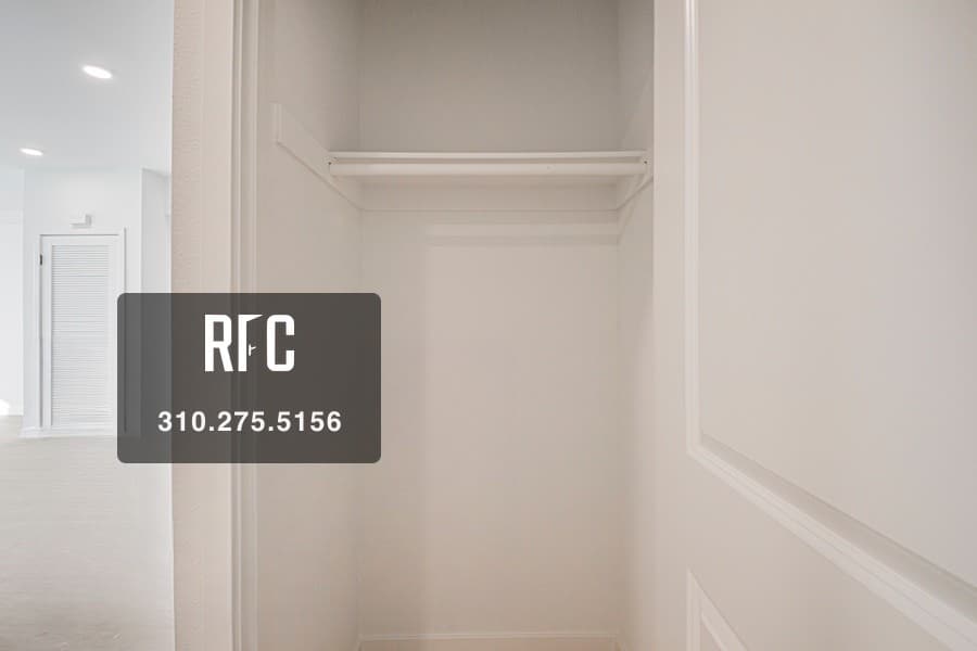 Unit 411 thumbnail 23